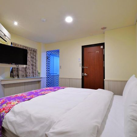 Galaxy Mini Inn Tajpej Zewnętrze zdjęcie