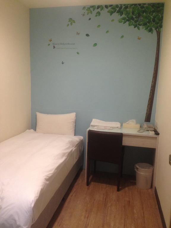 Galaxy Mini Inn Tajpej Zewnętrze zdjęcie