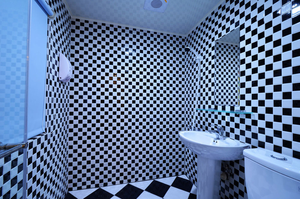 Galaxy Mini Inn Tajpej Zewnętrze zdjęcie