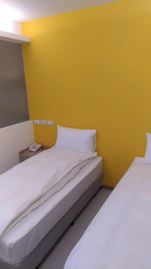 Galaxy Mini Inn Tajpej Zewnętrze zdjęcie