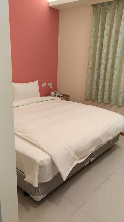 Galaxy Mini Inn Tajpej Zewnętrze zdjęcie
