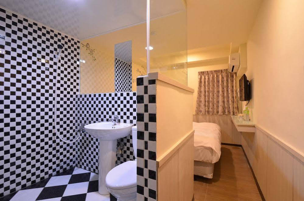 Galaxy Mini Inn Tajpej Zewnętrze zdjęcie