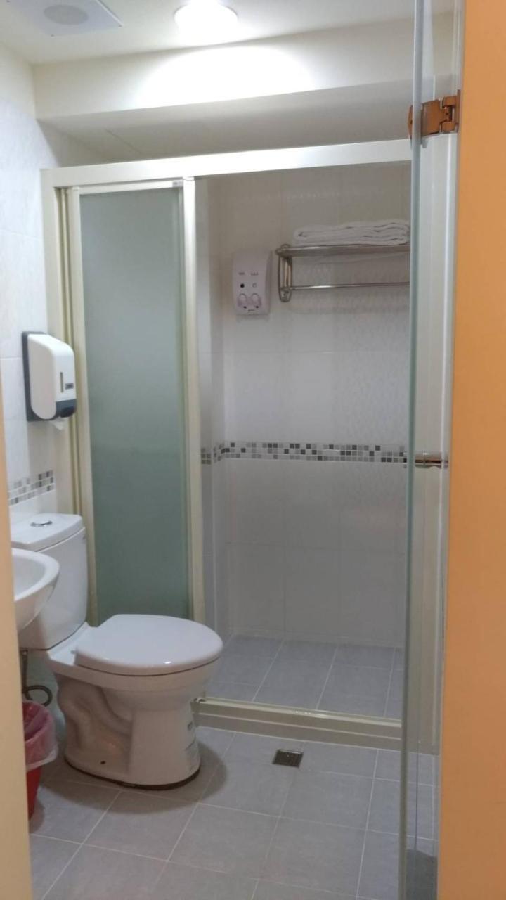 Galaxy Mini Inn Tajpej Zewnętrze zdjęcie